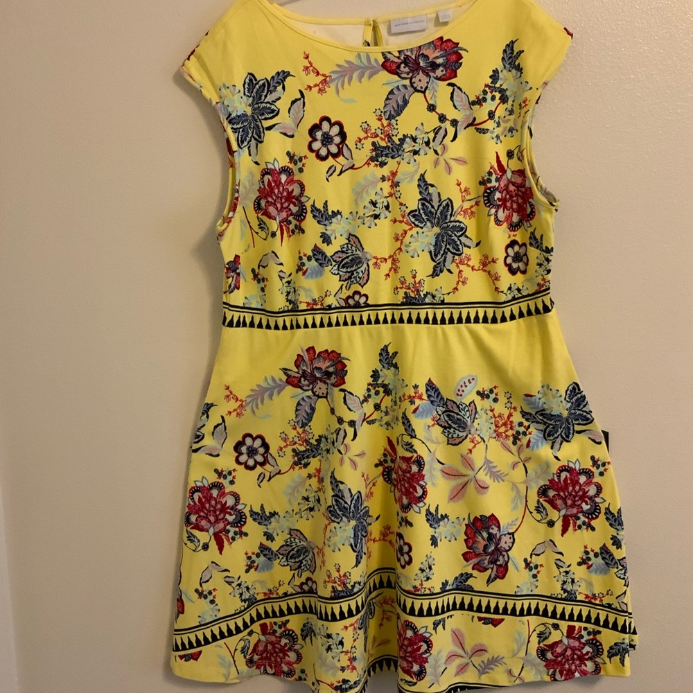 New York and company yellow dress